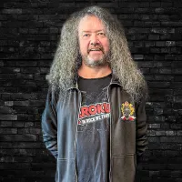 HVĚZDNÝ HOST ROCK RADIA: JURA ŠPERL